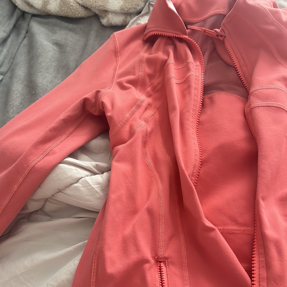 Lulu lemon size 8 align - Picture 2 of 4